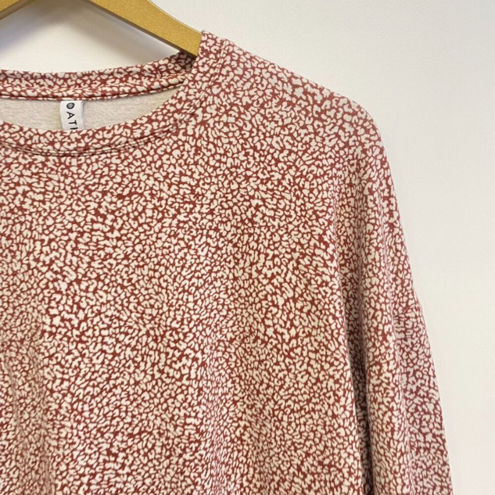 Athleta Pull Over Leopard Print Crew Neck Top - Picture 3 of 10